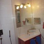 דירה Gaestehaus Guggomos 