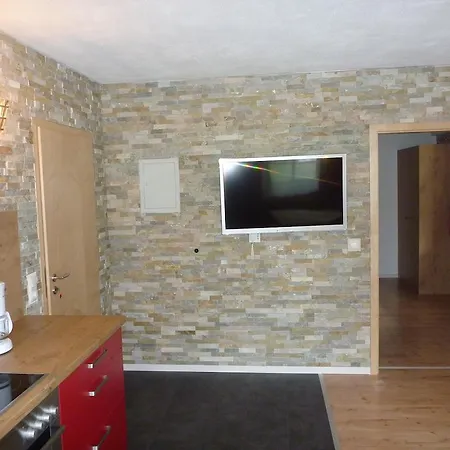 דירה Gaestehaus Guggomos 