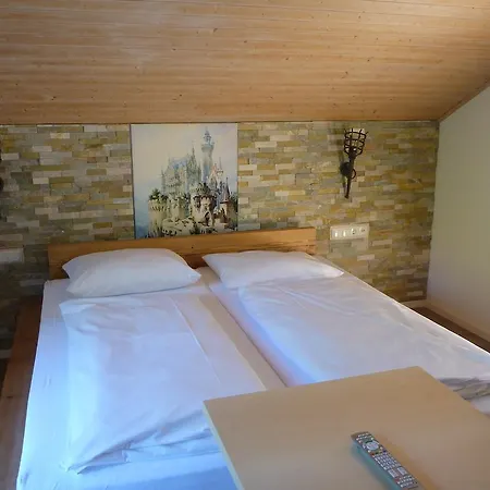아파트 Gaestehaus Guggomos 