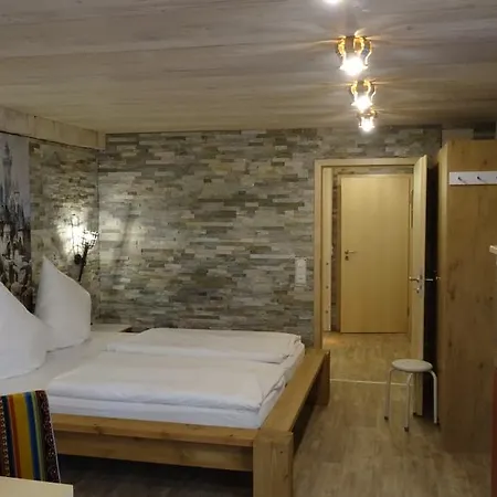 아파트 Gaestehaus Guggomos 